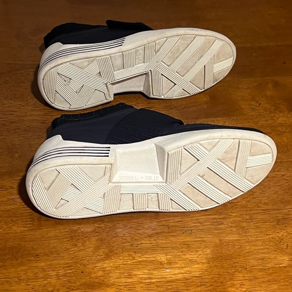 Kendall t Kylie high top sneakers - Picture 4 of 5